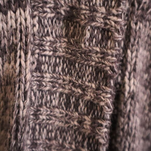 Neiman Marcus Long Gray Knit Cardigan With Shawl Collar & Pleated Sleeves 100% C - Picture 7 of 10